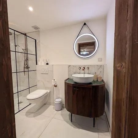Διαμέρισμα Stunning New In With Mont Blanc Views