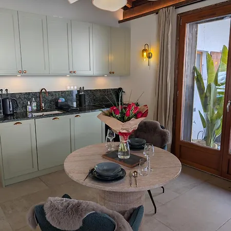 Stunning New In With Mont Blanc Views Διαμέρισμα *