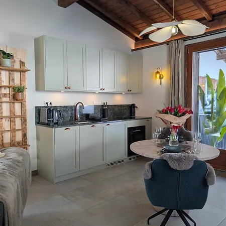 Διαμέρισμα Stunning New In With Mont Blanc Views *